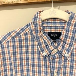 J Crew men’s casual button down, size Small